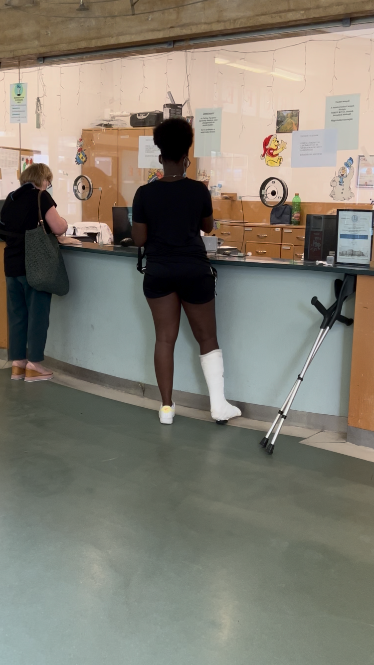 Heavy slwcs hospital girl video