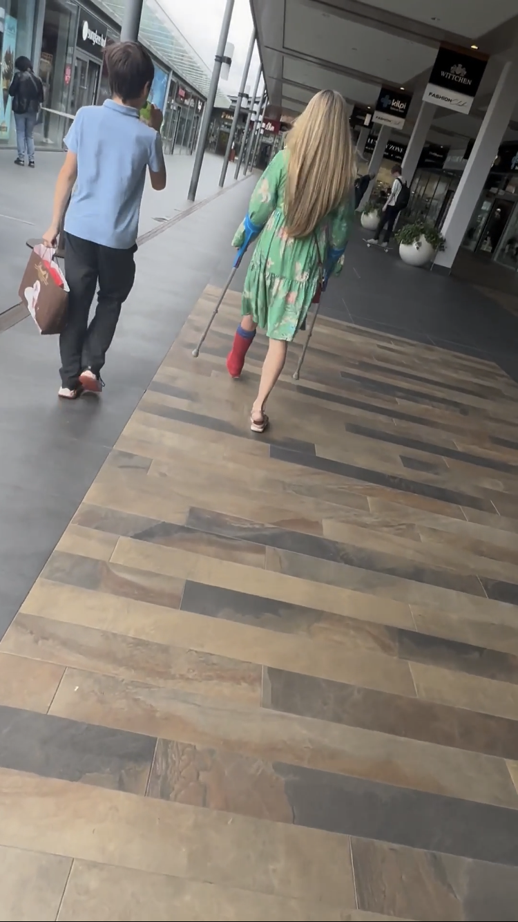 Nice girl in red slwc - video