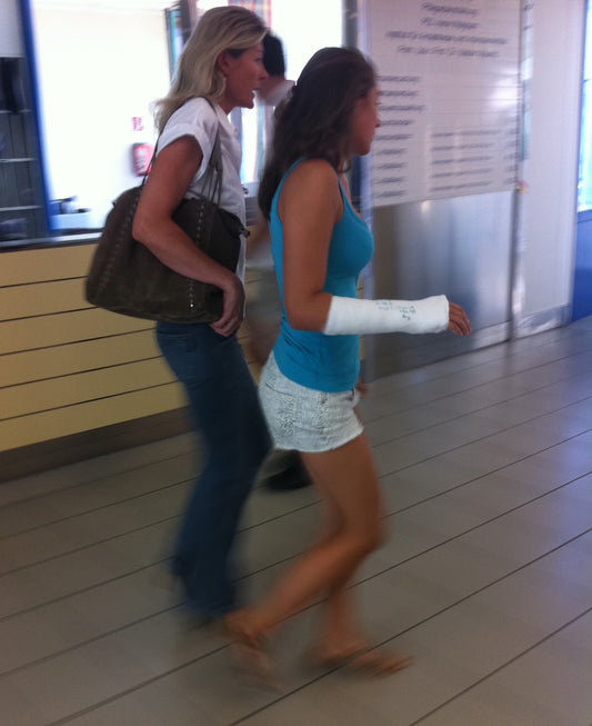 Vienna hospital arms photos