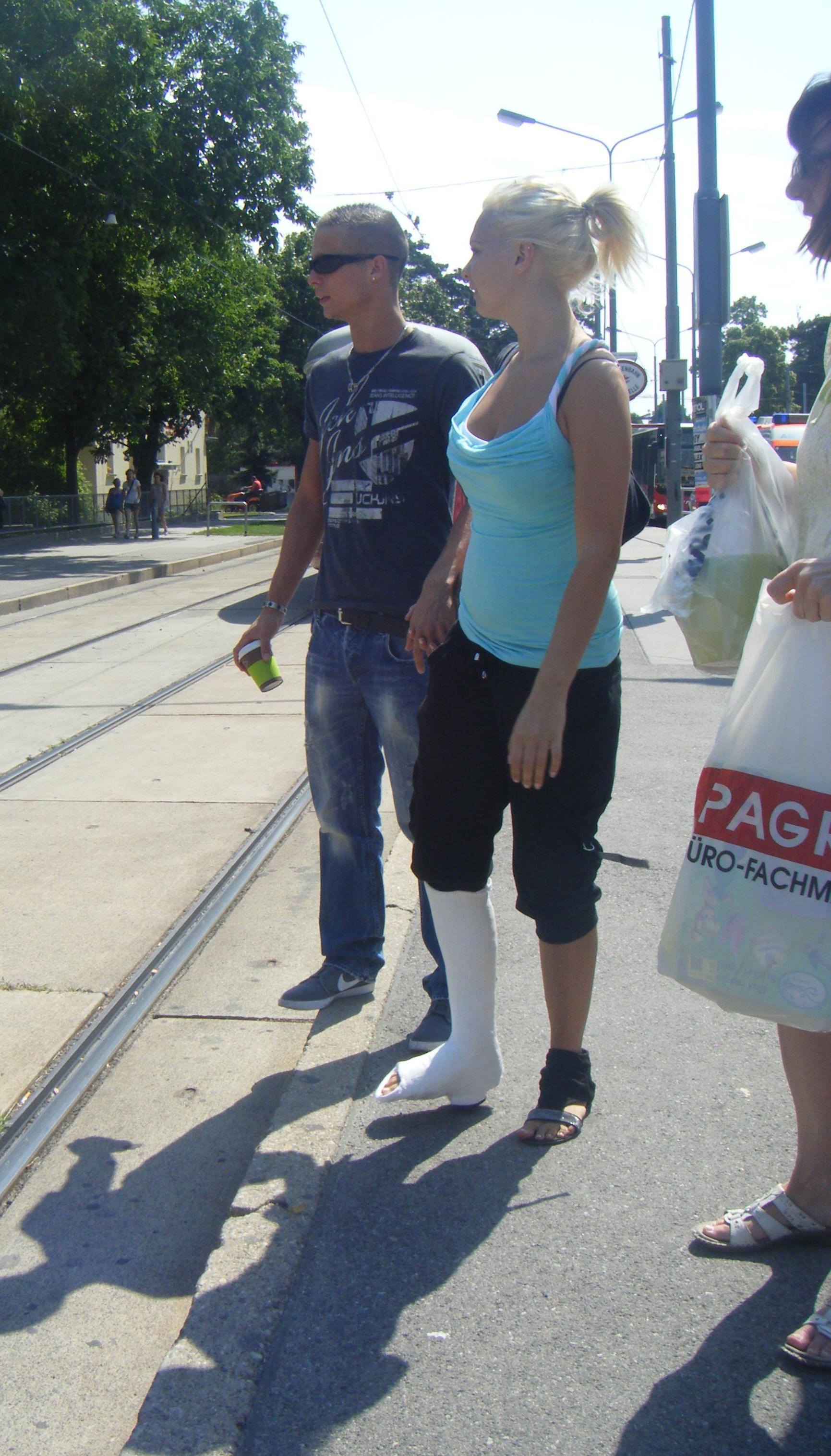 Slwc girl Vienna city center